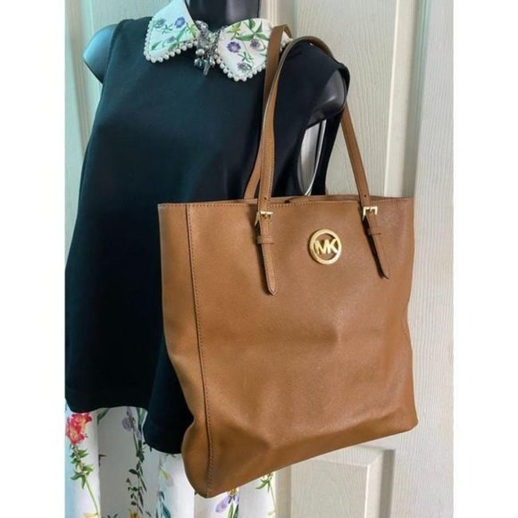 MICHAEL KORS Orange Saffiano Leather Jet Set Tote - Picture 4 of 9